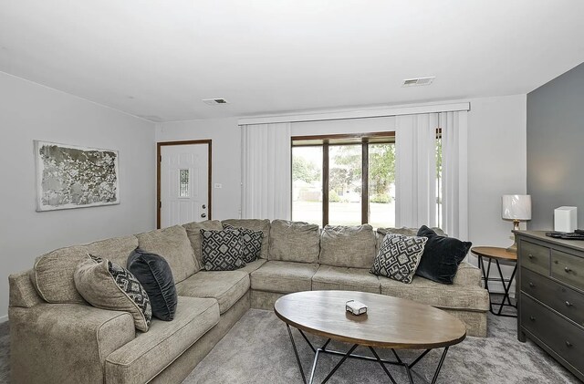 10922 Massasoit Ave, Chicago Ridge, IL 60415 - living room with visible vents