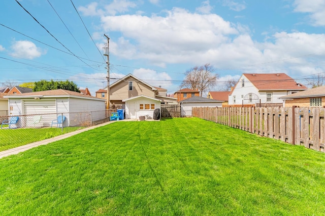 5626 S Nashville Ave, Chicago, IL 60638 - view of yard with a fenced backyard