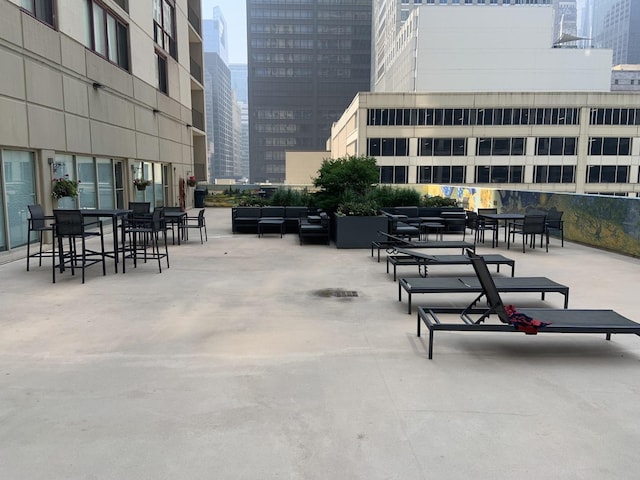 200 N Dearborn St Unit 2406, Chicago, IL 60601 - view of property's community with a city view