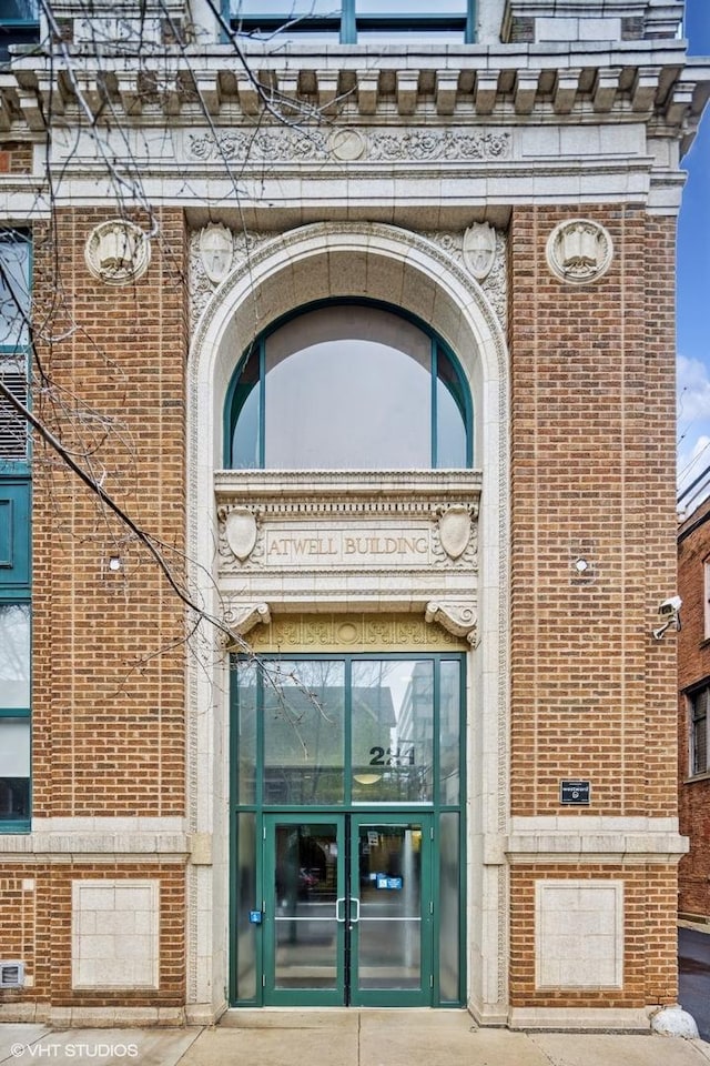 221 E Cullerton St Unit 517, Chicago, IL 60616 - photo 2
