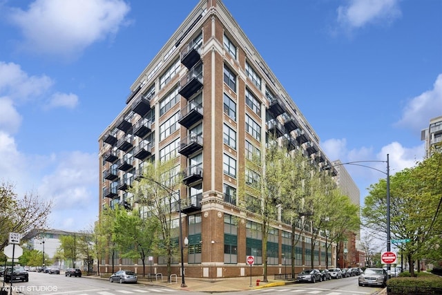 221 E Cullerton St Unit 517, Chicago, IL 60616 - photo 20