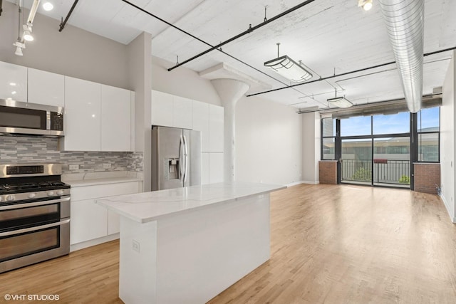 221 E Cullerton St Unit 517, Chicago, IL 60616 - photo 5