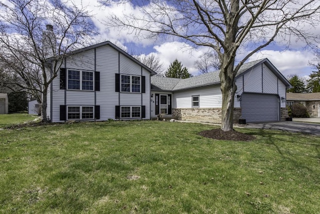 706 Roberts Rd, Winthrop Harbor, IL 60096 - photo 2