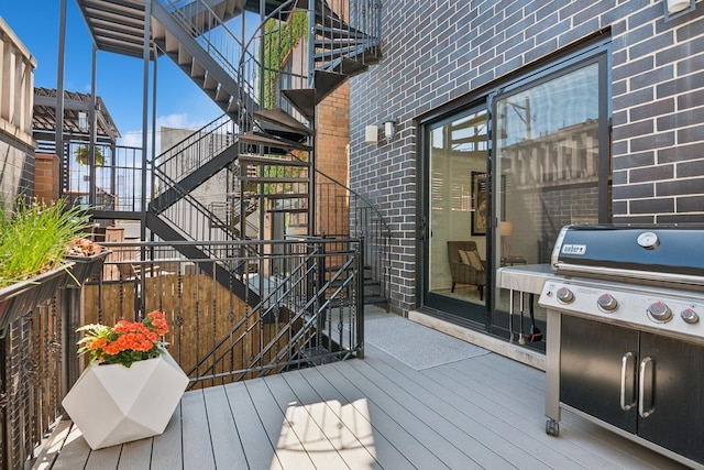 1431 N Mohawk St, Chicago, IL 60610 - deck with stairway and grilling area
