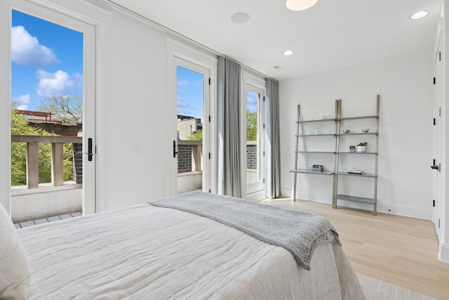 1431 N Mohawk St, Chicago, IL 60610 - bedroom with light wood-style floors, access to outside, recessed lighting, and baseboards