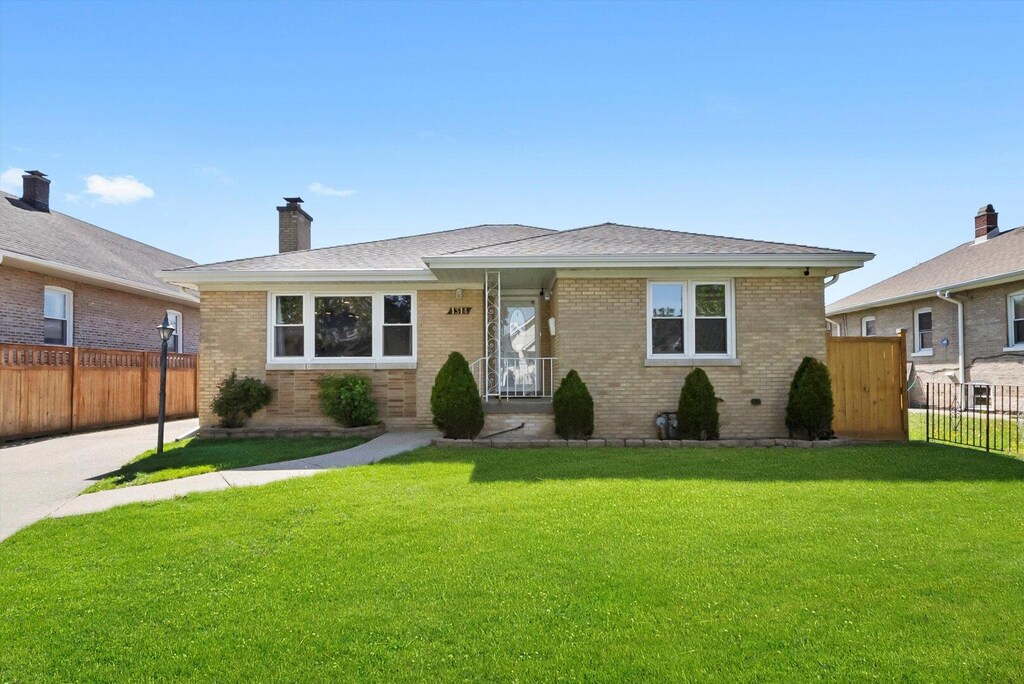 1314 N 15th Ave, Melrose Park, IL 60160 - photo 1