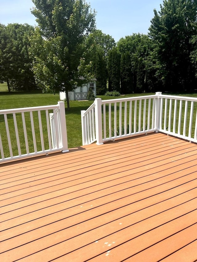 1231 Anthony Ln, Sandwich, IL 60548 - deck with a lawn