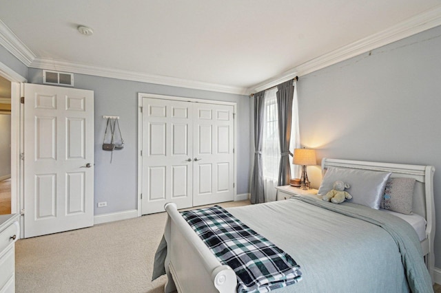 1037 Moray Dr, Inverness, IL 60010 - carpeted bedroom with a closet, baseboards, ornamental molding, and visible vents