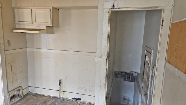 15231 Ashland Ave, Harvey, IL 60426 - details featuring visible vents and unfinished concrete floors