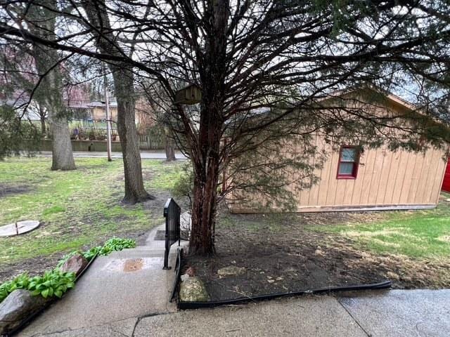 view of side of property