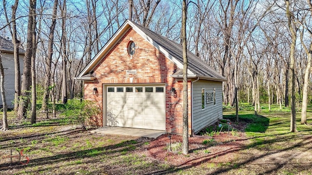 view of detached garage
