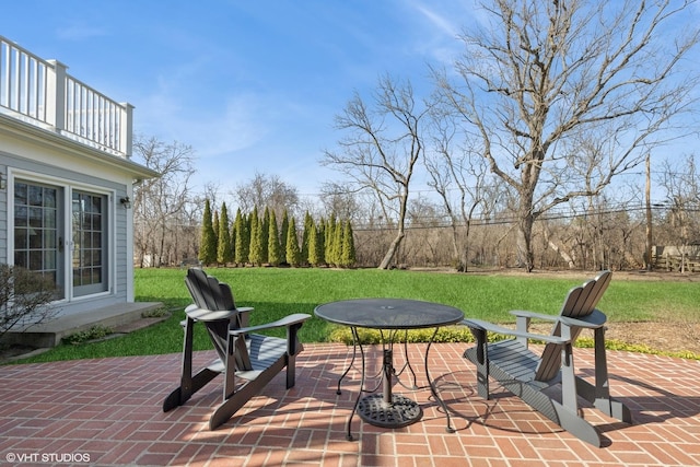 910 Lane, Lorraine, Lake Forest, IL 60045 - view of patio / terrace with a balcony