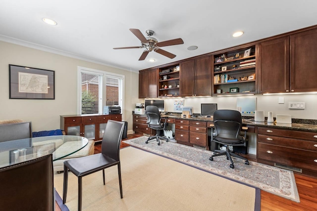 860 Kenton Rd, Deerfield, IL 60015 - office area featuring built in study area, light wood finished floors, a ceiling fan, crown molding, and recessed lighting
