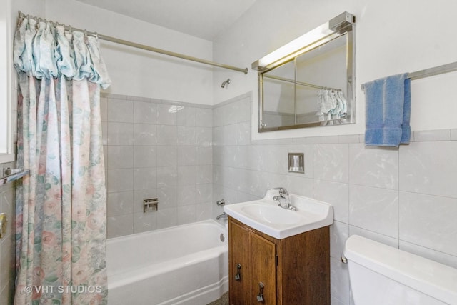 14937 Highland Ave, Orland Park, IL 60462 - bathroom featuring shower / bath combo, vanity, and tile walls