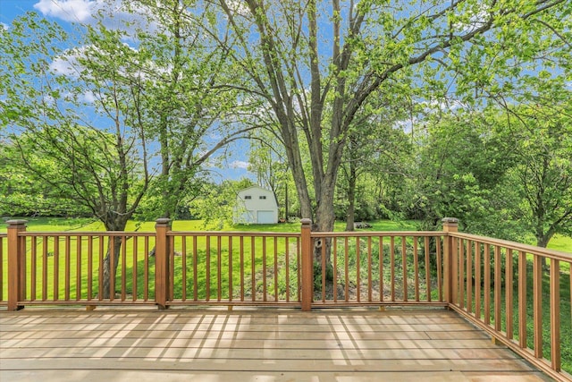 1801 Cindy Lynn St, Urbana, IL 61802 - deck with a yard