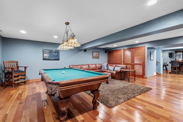 playroom featuring billiards, light wood-type flooring, recessed lighting, and baseboards