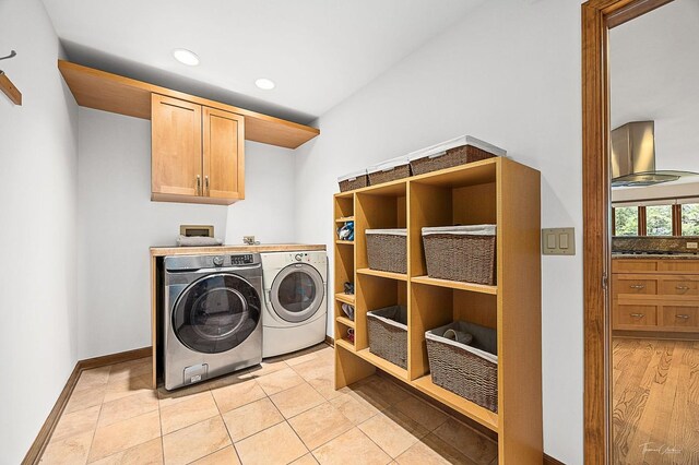 2111 Belleau Woods Ct, Wheaton, IL 60189 - clothes washing area featuring cabinet space, independent washer and dryer, baseboards, and recessed lighting