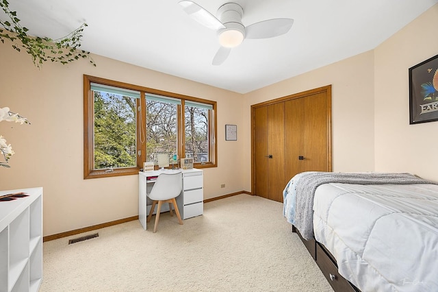 2111 Belleau Woods Ct, Wheaton, IL 60189 - bedroom featuring light colored carpet, baseboards, ceiling fan, and visible vents