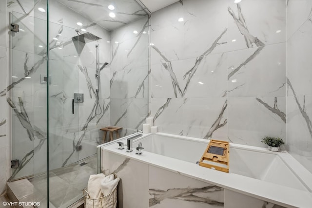 1448 W Chestnut St Unit 2, Chicago, IL 60642 - full bath featuring a garden tub and a marble finish shower