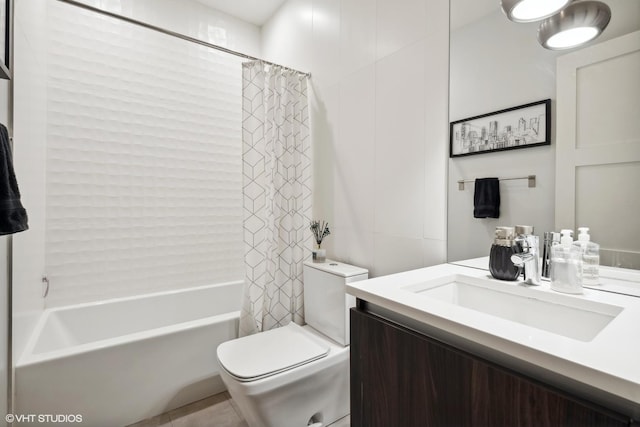 1448 W Chestnut St Unit 2, Chicago, IL 60642 - full bathroom featuring vanity, shower / bathtub combination with curtain, toilet, and tile walls