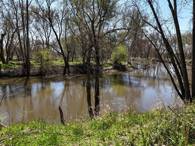 963 N River Rd, Ridott, IL 61067 - photo 5