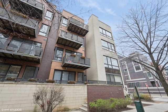 2259 W Wabansia Ave Unit 309, Chicago, IL 60647 - view of apartment building / complex