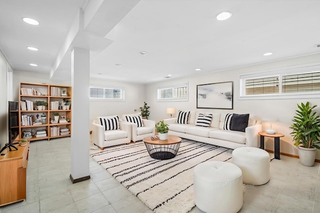 48 Hackberry Ln, Glenview, IL 60025 - living room featuring baseboards and recessed lighting