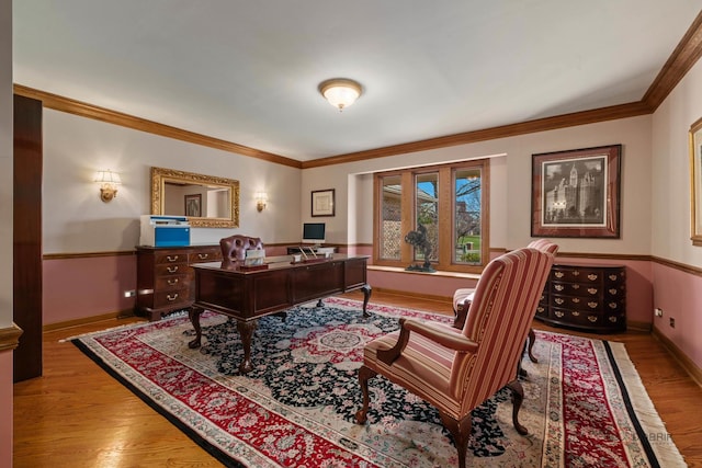 1330 Kurtis Ln, Lake Forest, IL 60045 - office space featuring light wood finished floors, baseboards, and crown molding