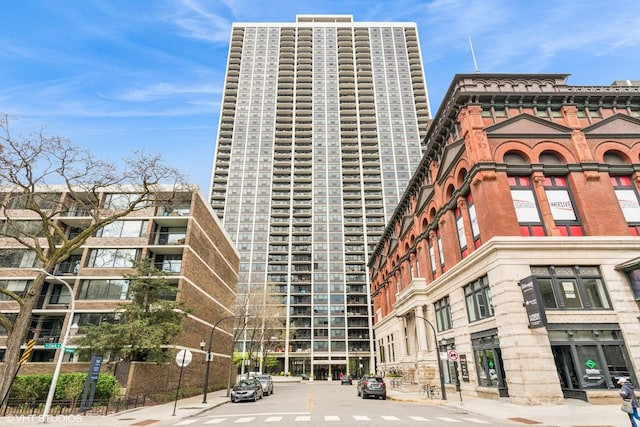 1560 N Sandburg Ter Unit 3207J, Chicago, IL 60610 - view of building exterior