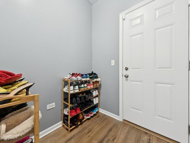412 Towne Center Blvd, Shorewood, IL 60404 - interior space with baseboards and wood finished floors