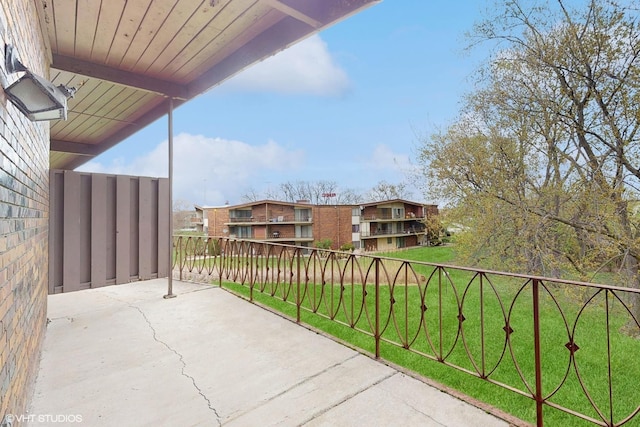 2306 Holiday Ter Unit 166, Lansing, IL 60438 - balcony with a patio area