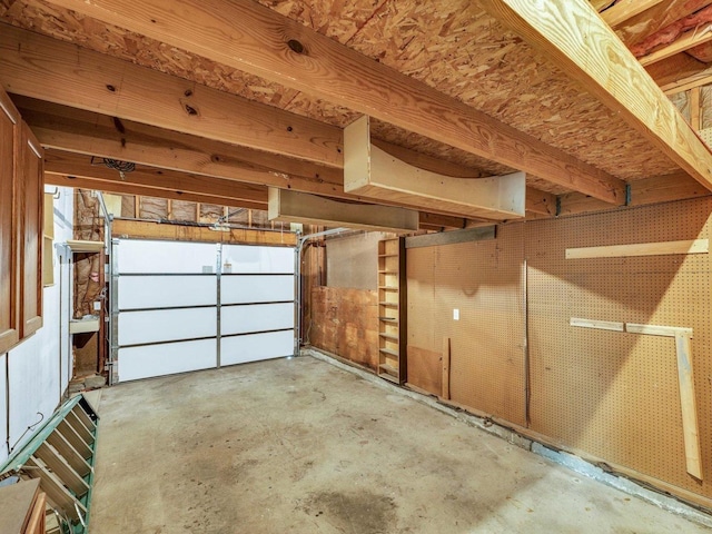1045 Briarcliff Dr, Rantoul, IL 61866 - view of garage