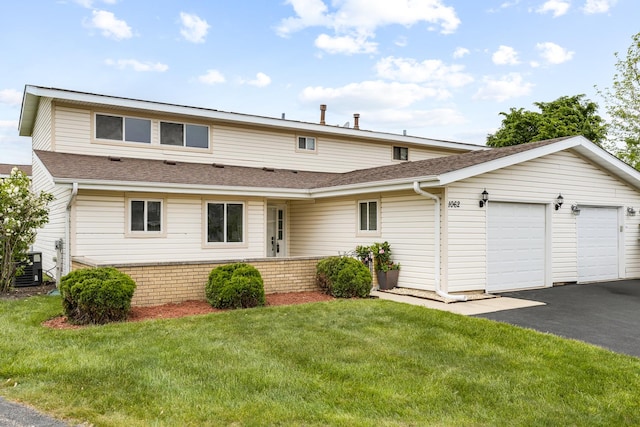 1062 Matfield Ct Unit 1062, Schaumburg, IL 60193 - traditional home featuring a front lawn and roof with shingles