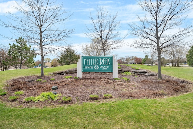 5255 Crescent Green Ct, Morris, IL 60450 - community sign featuring a yard