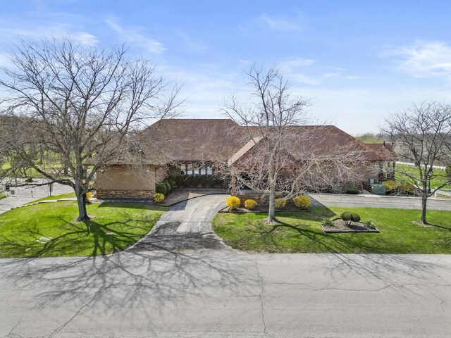 26732 S Balmoral Woods Dr, Crete, IL 60417