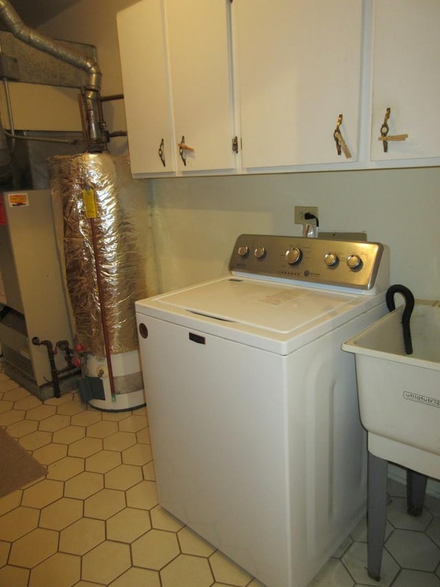 24541 S Wildwood Trl, Crete, IL 60417 - clothes washing area featuring washer / dryer, cabinet space, and a sink