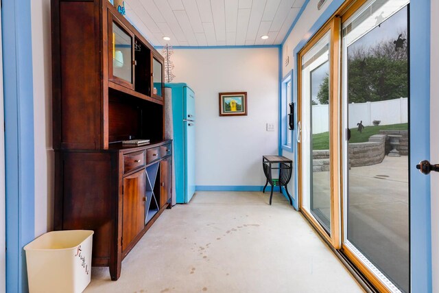 554 Fairway Dr, El Paso, IL 61738 - interior space with baseboards, concrete floors, and recessed lighting