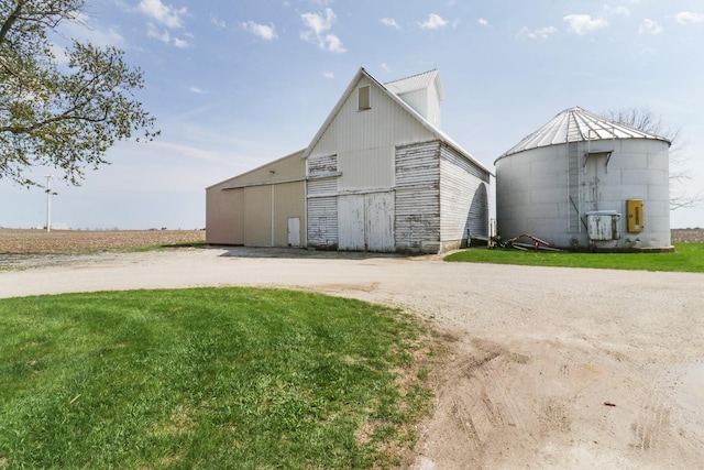 1926 County Road 2800 E, Minonk, IL 61760 - view of outbuilding with an outbuilding