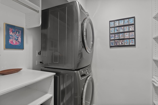 20 Colony Ln, Deerfield, IL 60015 - laundry area featuring stacked washer / dryer