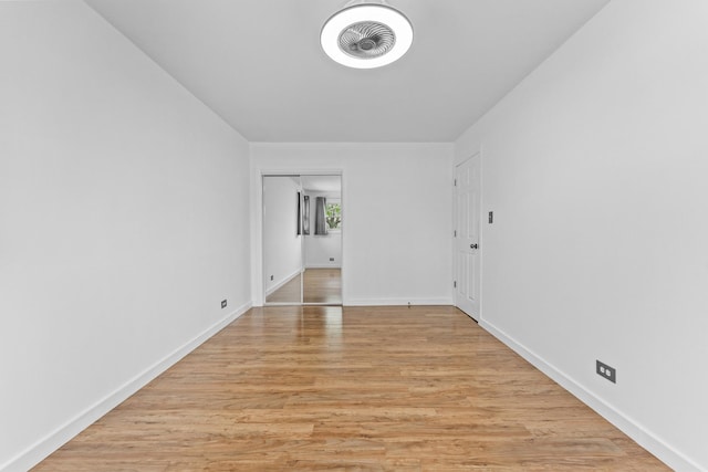 439 N Highview Ave, Elmhurst, IL 60126 - empty room featuring baseboards and light wood-style flooring