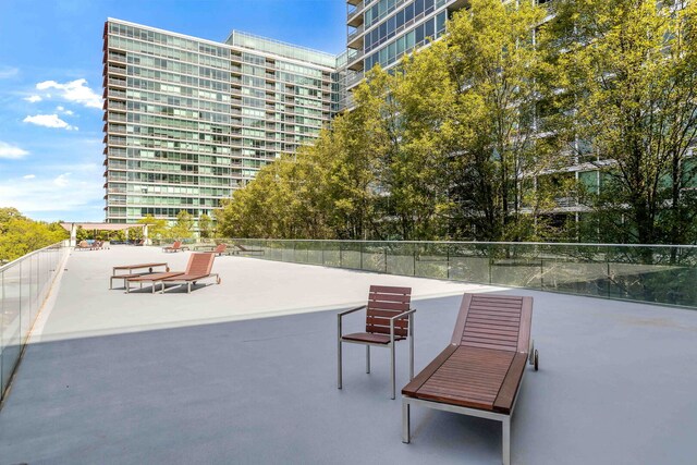 9715 Woods Dr Unit 805, Skokie, IL 60077 - view of home's community with fence