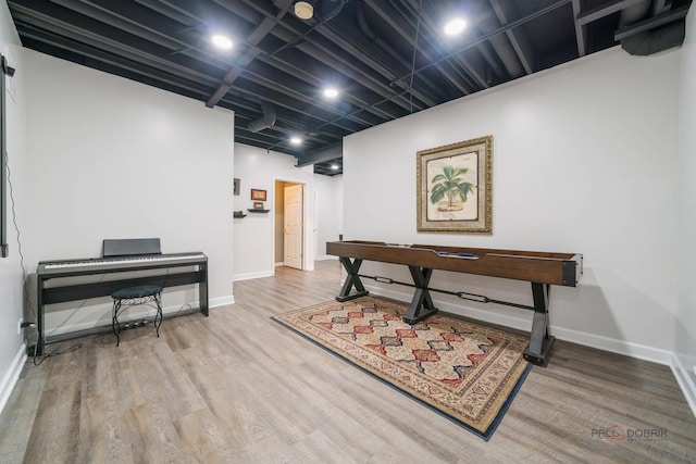 357 Torrey Pines Way, Vernon Hills, IL 60061 - rec room with wood finished floors and baseboards