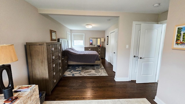 959 E 166th St, South Holland, IL 60473 - bedroom with wood finished floors and baseboards