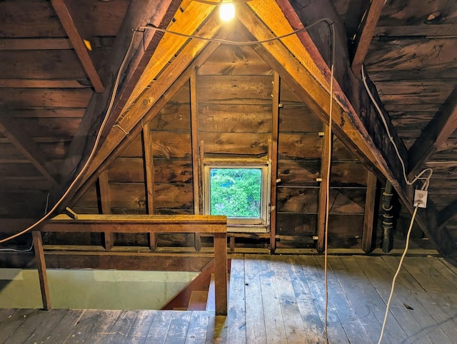 907 W Church St, Champaign, IL 61821 - view of attic