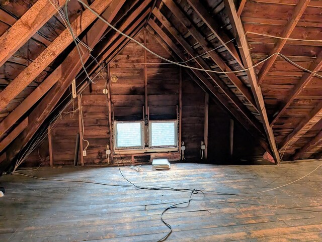 907 W Church St, Champaign, IL 61821 - view of attic
