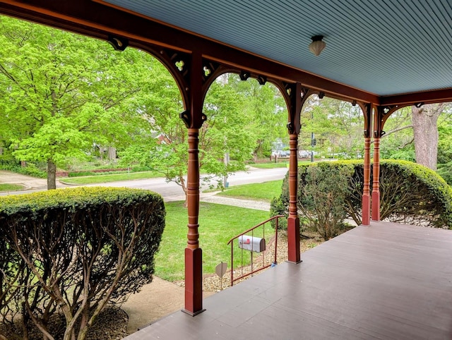 907 W Church St, Champaign, IL 61821 - view of patio / terrace