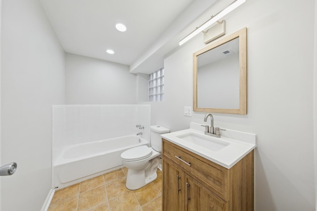 full bath with a garden tub, vanity, toilet, visible vents, and recessed lighting
