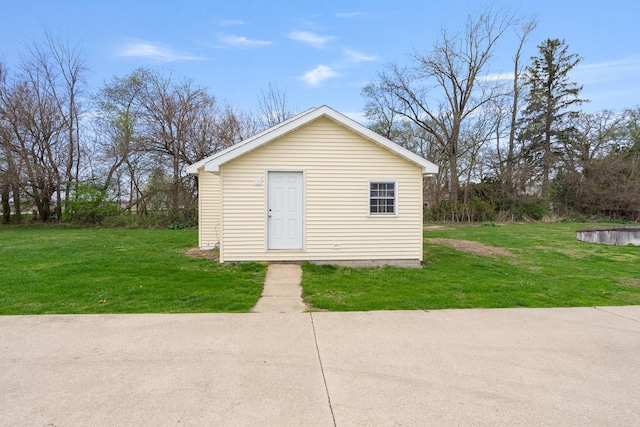 view of outbuilding with an outbuilding