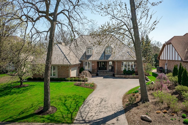521 N Lincoln St, Hinsdale, IL 60521 - photo 1