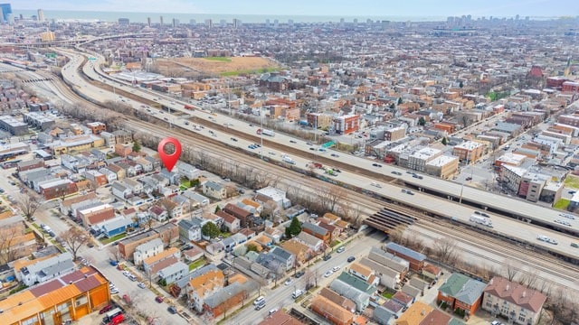 bird's eye view featuring a view of city
